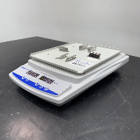 Fisherbrand Microplate Shaker Model 88861023 image 1